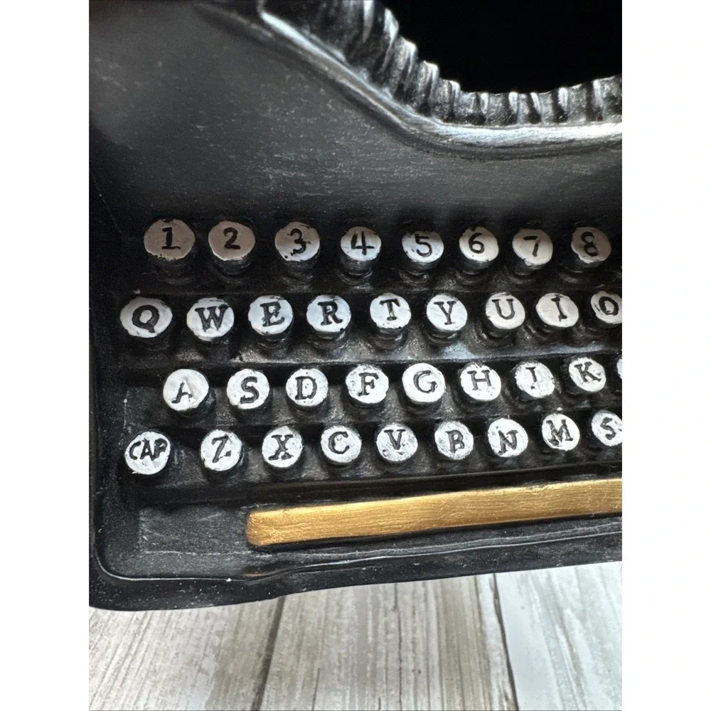 Decorative Typewriter Retro Pencil Holder‎ Desk Office Decor Remote Holder Gift